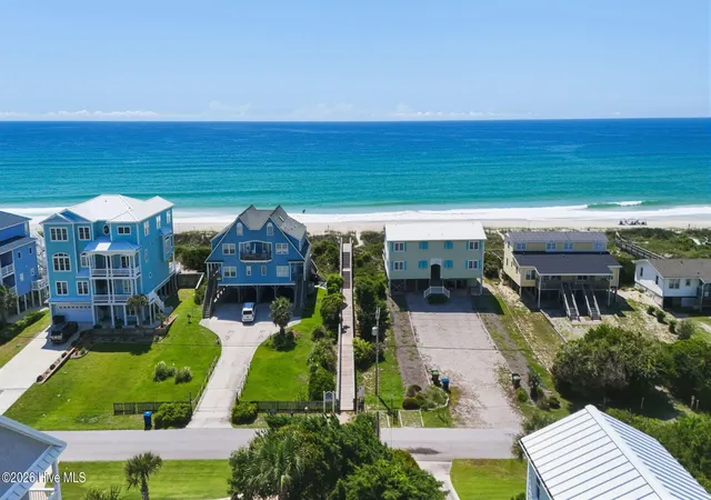 Photo 3 of Single family home for sale at 103 Georgia St, Emerald Isle, NC 28594 | MLS# 100600762 | Listing updated on 2026-09-14