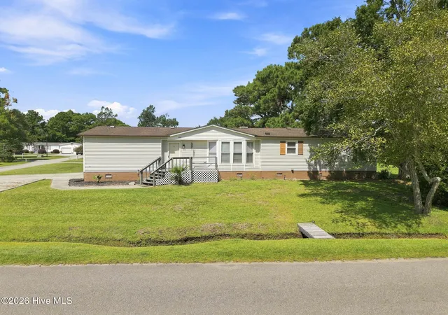 Photo 1 of Manufactured home for sale at 900 Lighthouse Ct, Hampstead, NC 28443 | MLS# 100602418 | Listing updated on 2026-10-05