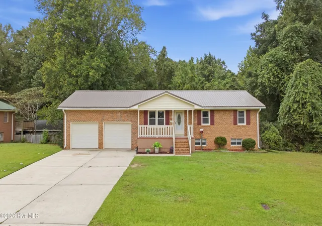 Photo 1 of Single family home for sale at 237 Hollywood Blvd, Havelock, NC 28532 | MLS# 100592888 | Listing updated on 2026-10-19