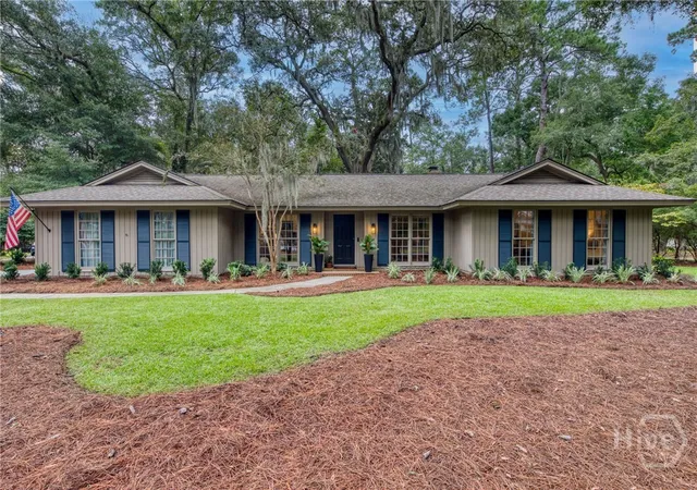 Photo 1 of Single family home for sale at 1 Blackbeard Ln, Savannah, GA 31411 | MLS# SA364772 | Listing updated on 2026-10-17