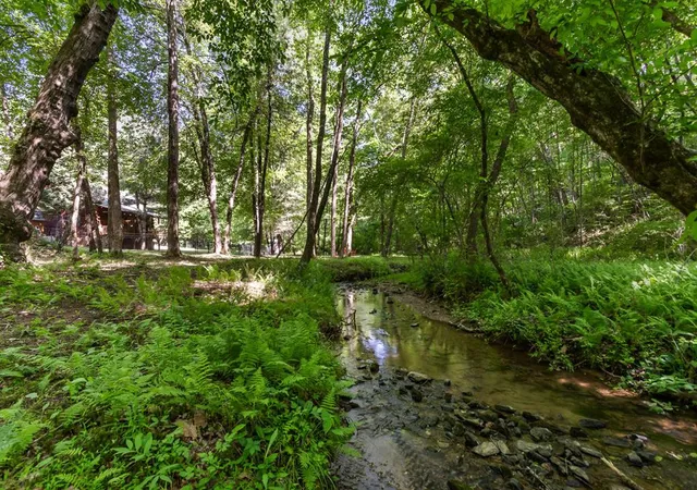 Photo 3 of Single family home for sale at 35 Winding Hl Trl, Murphy, NC 28906 | MLS# 98544179 | Listing updated on 2026-09-11