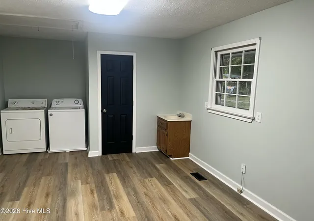Photo 3 of Single family home for sale at 10818 Old Lumberton Rd, Evergreen, NC 28438 | MLS# 100601867 | Listing updated on 2026-09-08