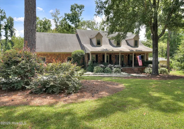 Photo 3 of Single family home for sale at 687 Spooner Dr, Evans, GA 30809 | MLS# 100602792 | Listing updated on 2026-09-14