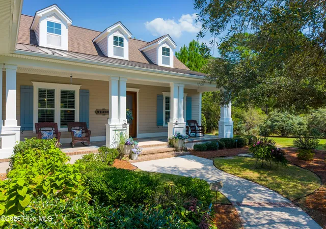 Photo 2 of Single family home for sale at 3930 Marshfield Dr, Southport, NC 28461 | MLS# 100601111 | Listing updated on 2026-09-19