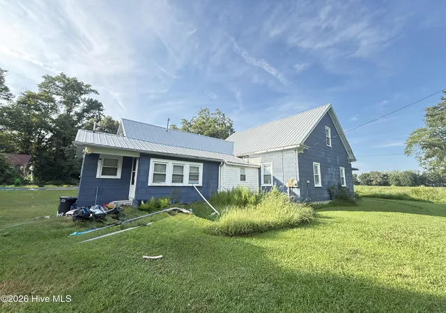 Photo 3 of Single family home for sale at 1382 Harvey Point Rd, Hertford, NC 27944 | MLS# 100600745 | Listing updated on 2026-09-24