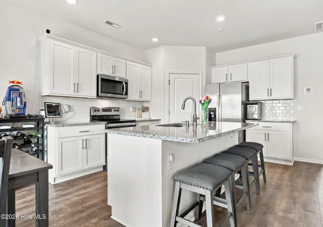 Photo 3 of Single family home for sale at 1214 Queensland Ln, Ayden, NC 28513 | MLS# 100609869 | Listing updated on 2026-10-26
