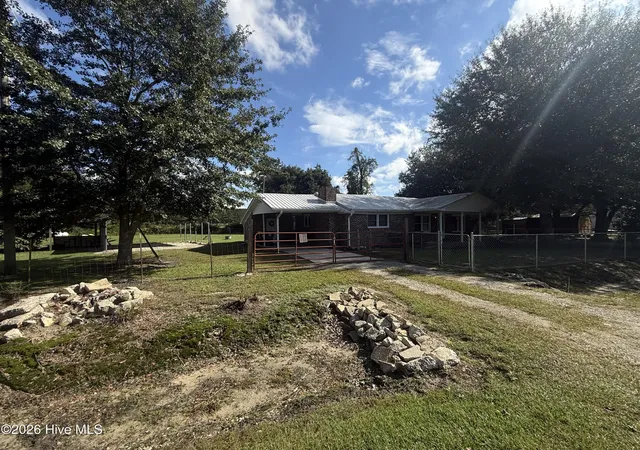 Photo 3 of Single family home for sale at 177 Elbow Rd, Hallsboro, NC 28442 | MLS# 100608568 | Listing updated on 2026-10-15
