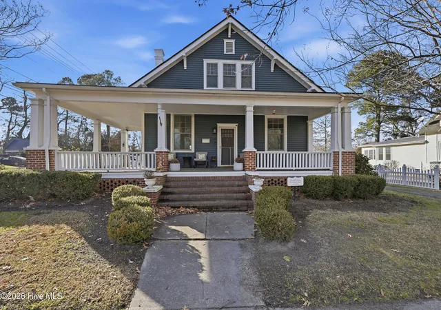 Photo 1 of Single family home for sale at 501 N Broad St, Edenton, NC 27932 | MLS# 100600514 | Listing updated on 2026-10-01