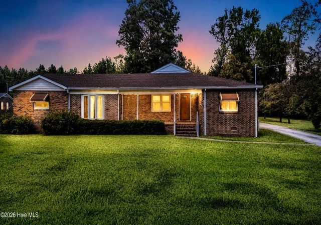 Single family home for sale at 400 W Barnhill St, Everetts, NC 27825 | MLS# 100598902