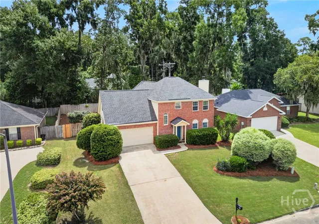 Photo 2 of Single family home for sale at 27 River Blf Dr, Savannah, GA 31406 | MLS# SA363900 | Listing updated on 2026-10-08