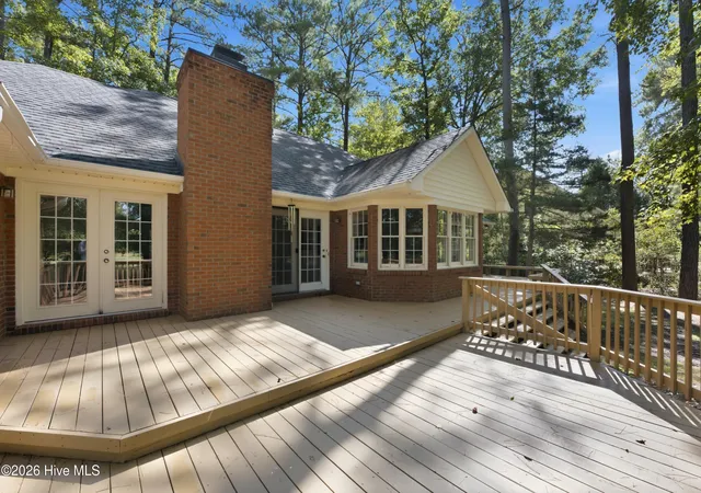 Photo 4 of Single family home for sale at 307 Augusta Ct, New Bern, NC 28562 | MLS# 100600451 | Listing updated on 2026-09-09