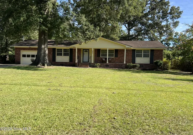 Photo 2 of Single family home for sale at 407 W Northern Blvd, Tarboro, NC 27886 | MLS# 100602668 | Listing updated on 2026-09-10