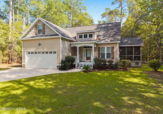 Photo 1 of Single family home for sale at 172 Country Clb Dr Sw, Shallotte, NC 28470 | MLS# 100602467 | Listing updated on 2026-10-01