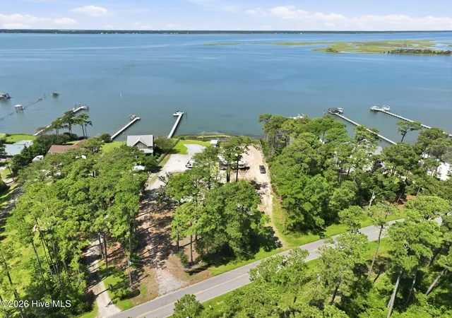 Photo 2 of Land for sale at 980 Crow Hl Rd, Beaufort, NC 28516 | MLS# 100601806 | Listing updated on 2026-09-11
