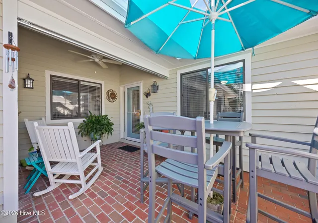 Photo 2 of Townhouse for sale at 208 Inland Greens Cir, Wilmington, NC 28405 | MLS# 100602875 | Listing updated on 2026-09-11