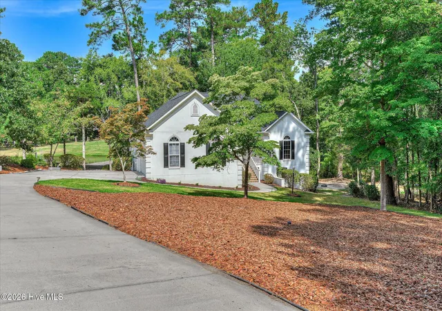 Photo 2 of Single family home for sale at 216 Charleston Ln, Mc Cormick, SC 29835 | MLS# 98252263 | Listing updated on 2026-09-29