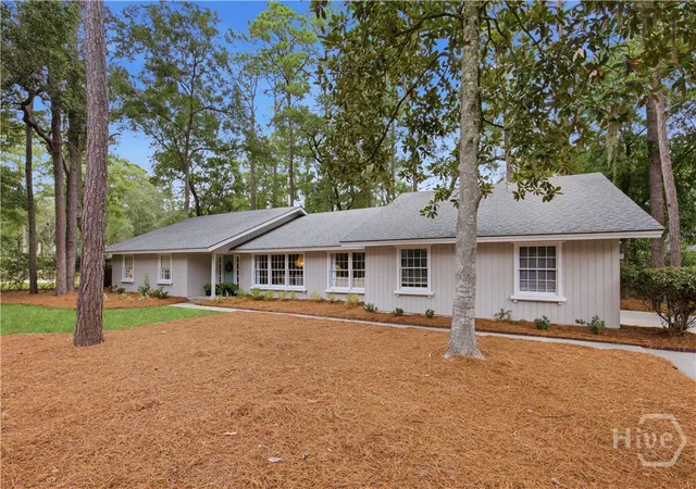 Photo 1 of Single family home for sale at 12 Blackbeard Ln, Savannah, GA 31411 | MLS# SA363540 | Listing updated on 2026-09-07