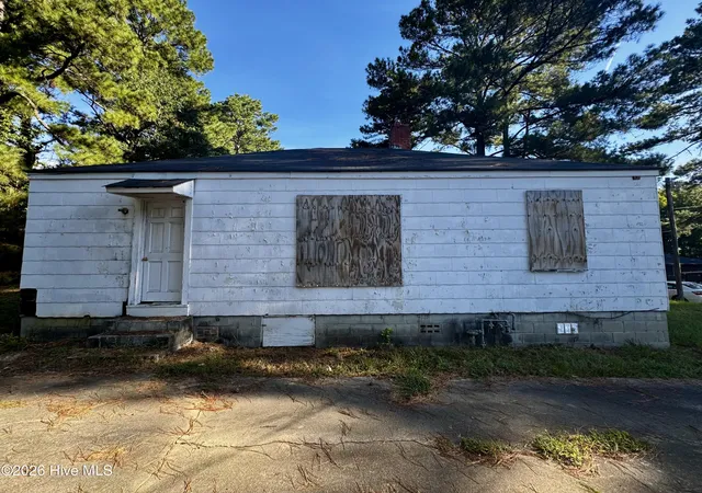 Photo 2 of House for sale at 912 Crawford St S, Wilson, NC 27893 | MLS# 100602165 | Listing updated on 2026-09-09
