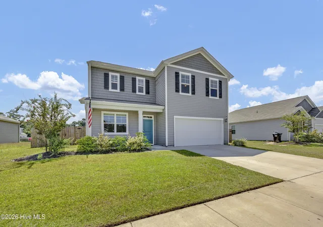 Photo 3 of Single family home for sale at 824 Delta Ct, Wilmington, NC 28401 | MLS# 100600988 | Listing updated on 2026-09-16