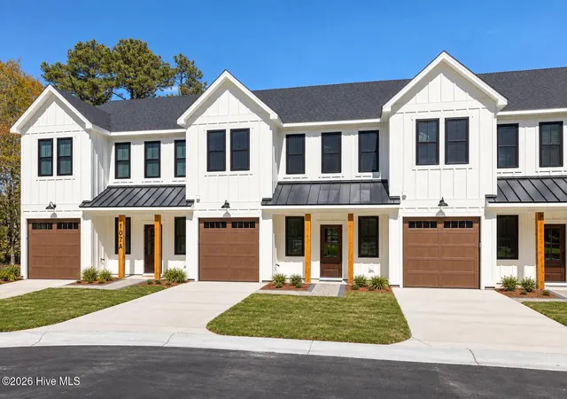 Townhouse for sale at 107 Star Lake Cir #A, Cape Carteret, NC 28584 | MLS# 100608615