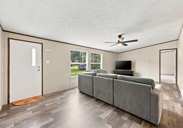 Photo 3 of Manufactured home for sale at 564 Pond Rd, Rocky Point, NC 28457 | MLS# 100601123 | Listing updated on 2026-09-03