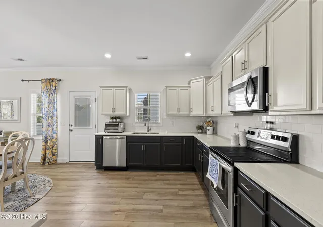 Photo 3 of Single family home for sale at 228 Coastline Cir, Swansboro, NC 28584 | MLS# 100611423 | Listing updated on 2026-10-21