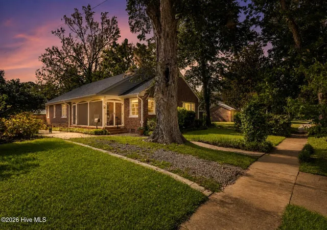 Photo 1 of Single family home for sale at 6 Keaton Ave, Wilmington, NC 28403 | MLS# 100601508 | Listing updated on 2026-09-15