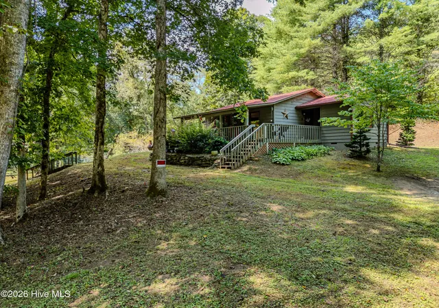 Photo 2 of Single family home for sale at 372 Hunter Ridge, Murphy, NC 28906 | MLS# 100600578 | Listing updated on 2026-09-04