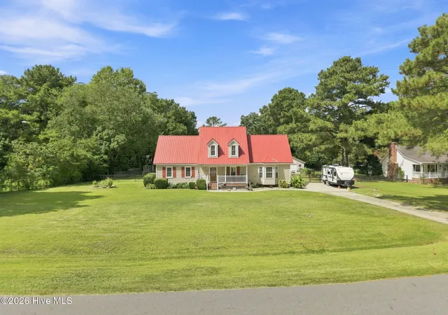 Photo 2 of Single family home for sale at 2225 Kathleen Dr, Greenville, NC 27858 | MLS# 100602661 | Listing updated on 2026-09-14