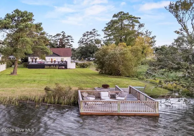 Photo 1 of Single family home for sale at 5802 E Yacht Dr, Oak Island, NC 28465 | MLS# 100602289 | Listing updated on 2026-09-22