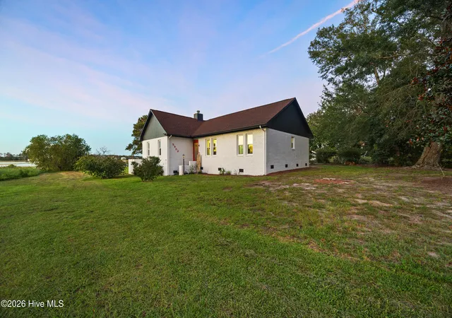 Photo 3 of Single family home for sale at 5802 E Yacht Dr, Oak Island, NC 28465 | MLS# 100602289 | Listing updated on 2026-09-22