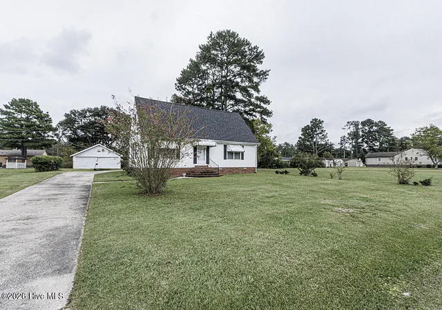 Photo 2 of Single family home for sale at 1821 Augustus Dr, Rocky Mount, NC 27801 | MLS# 100608984 | Listing updated on 2026-10-14