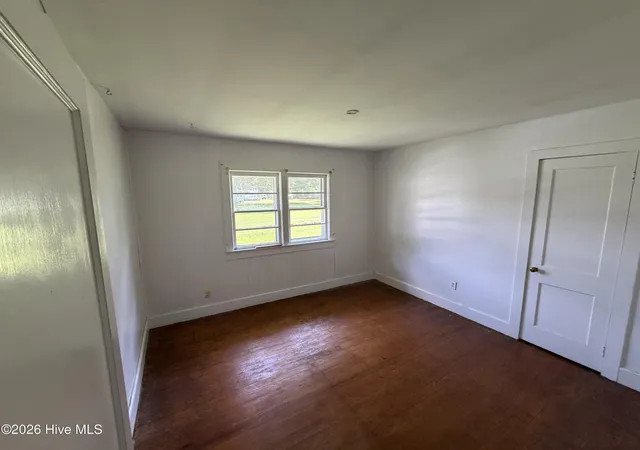 Photo 4 of Single family home for sale at 207 S Plume St, Roper, NC 27970 | MLS# 100600932 | Listing updated on 2026-10-08