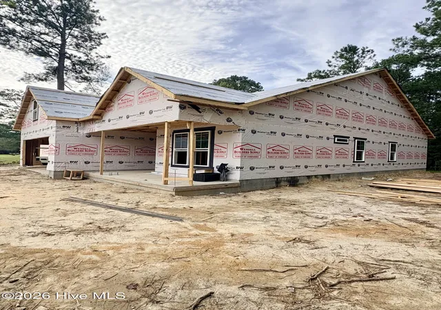 Photo 4 of Single family home for sale at 109 Line Boat Ln, Swansboro, NC 28584 | MLS# 100590951 | Listing updated on 2026-09-14