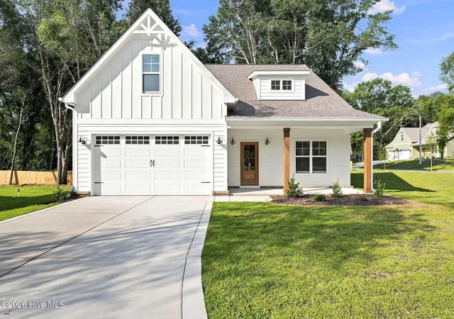 Photo 1 of Single family home for sale at 220 Telluride Ct, Aberdeen, NC 28315 | MLS# 100602226 | Listing updated on 2026-09-09