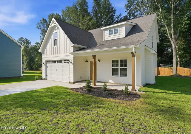 Photo 3 of Single family home for sale at 220 Telluride Ct, Aberdeen, NC 28315 | MLS# 100602226 | Listing updated on 2026-09-09