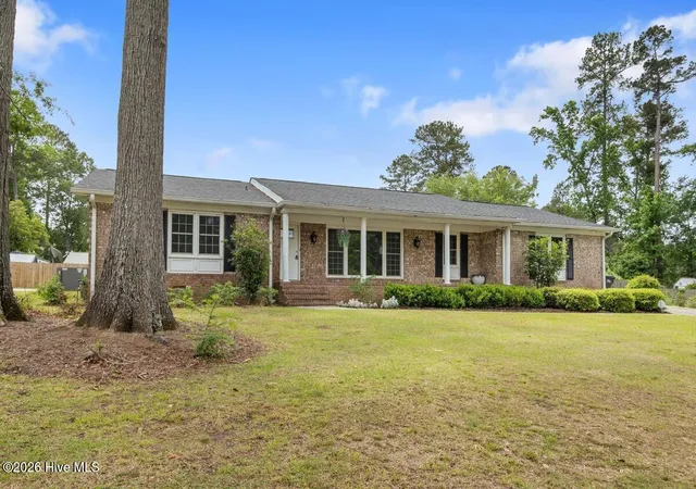 Photo 3 of Single family home for sale at 2924 Westchester Dr, Augusta, GA 30909 | MLS# 100603537 | Listing updated on 2026-09-15