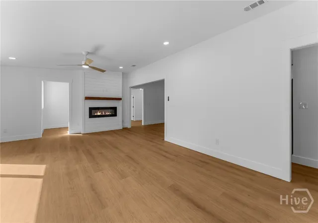 Photo 3 of Single family home for sale at 205 Dyches Dr, Savannah, GA 31406 | MLS# SA364325 | Listing updated on 2026-09-12