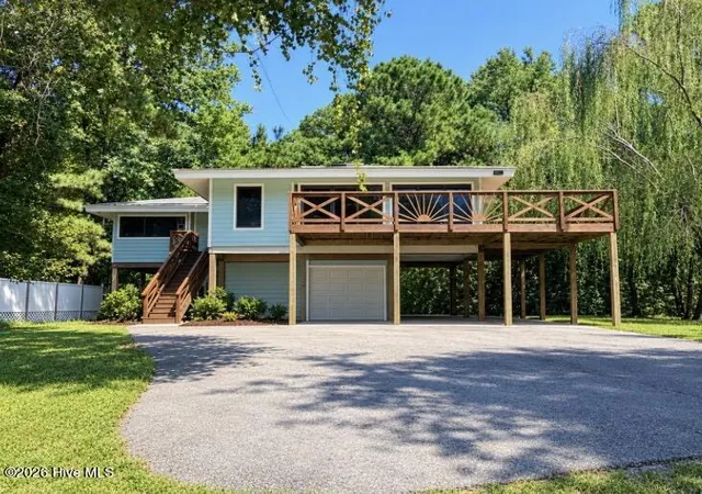 Photo 1 of Single family home for sale at 670 W Firetower Rd, Swansboro, NC 28584 | MLS# 100606666 | Listing updated on 2026-10-26