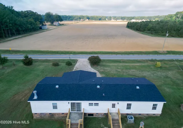 Photo 2 of Manufactured home for sale at 5105 Zulas Pl S, Wilson, NC 27893 | MLS# 100609028 | Listing updated on 2026-10-16