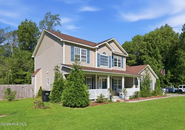 Photo 4 of Single family home for sale at 221 Lee Rogers Rd, Hubert, NC 28539 | MLS# 100591718 | Listing updated on 2026-09-20