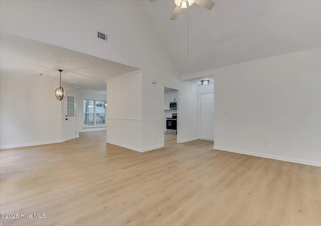 Photo 3 of Single family home for sale at 109 Crescent Ct, North Augusta, SC 29841 | MLS# 100601779 | Listing updated on 2026-09-08