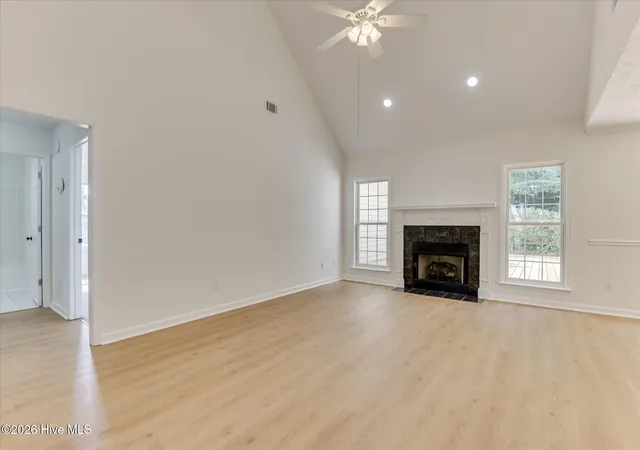 Photo 4 of Single family home for sale at 109 Crescent Ct, North Augusta, SC 29841 | MLS# 100601779 | Listing updated on 2026-09-08