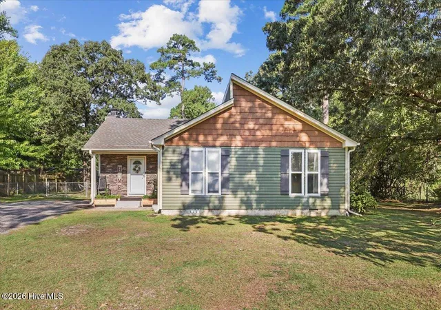 Photo 3 of Single family home for sale at 317 Spring Crk Rd, Goldsboro, NC 27534 | MLS# 100601567 | Listing updated on 2026-09-04