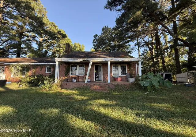 Photo 1 of Single family home for sale at 1946 Paradise Rd, Edenton, NC 27932 | MLS# 100610095 | Listing updated on 2026-10-28