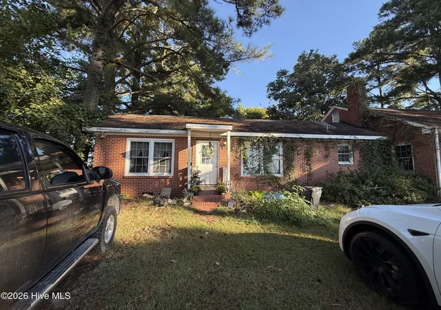 Photo 2 of Single family home for sale at 1946 Paradise Rd, Edenton, NC 27932 | MLS# 100610095 | Listing updated on 2026-10-28