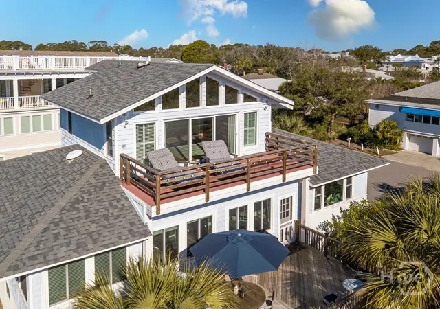 Photo 1 of Single family home for sale at 1 10th Street, Tybee Island, GA 31328 | MLS# SA343212 | Listing updated on 2026-09-07