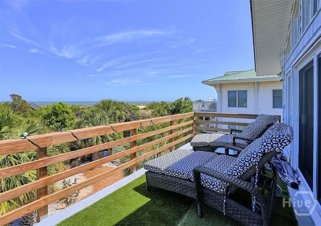 Photo 4 of Single family home for sale at 1 10th Street, Tybee Island, GA 31328 | MLS# SA343212 | Listing updated on 2026-09-07
