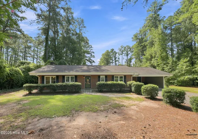 Photo 1 of Single family home for sale at 117 Lakeview Dr, Whispering Pines, NC 28327 | MLS# 100602764 | Listing updated on 2026-10-05