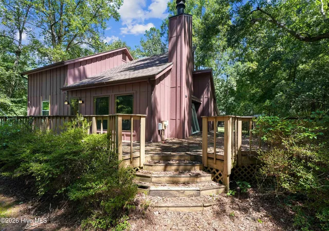 Photo 3 of Single family home for sale at 403 White Oak Rd, Goldsboro, NC 27534 | MLS# 100603112 | Listing updated on 2026-09-12